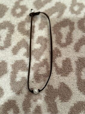 Minimal Pearl Cord Necklace - Black